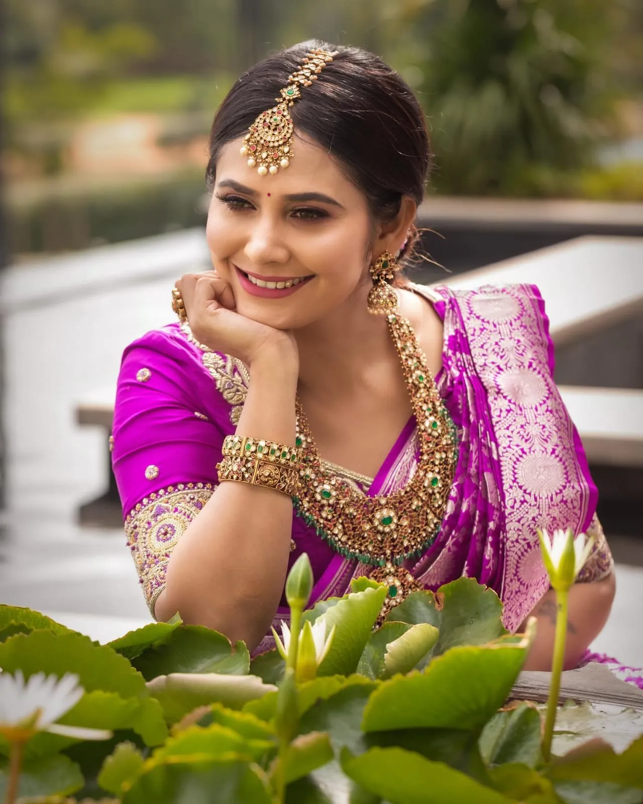 Embrocation Magenta Soft Silk Saree With Demesne Blouse Piece