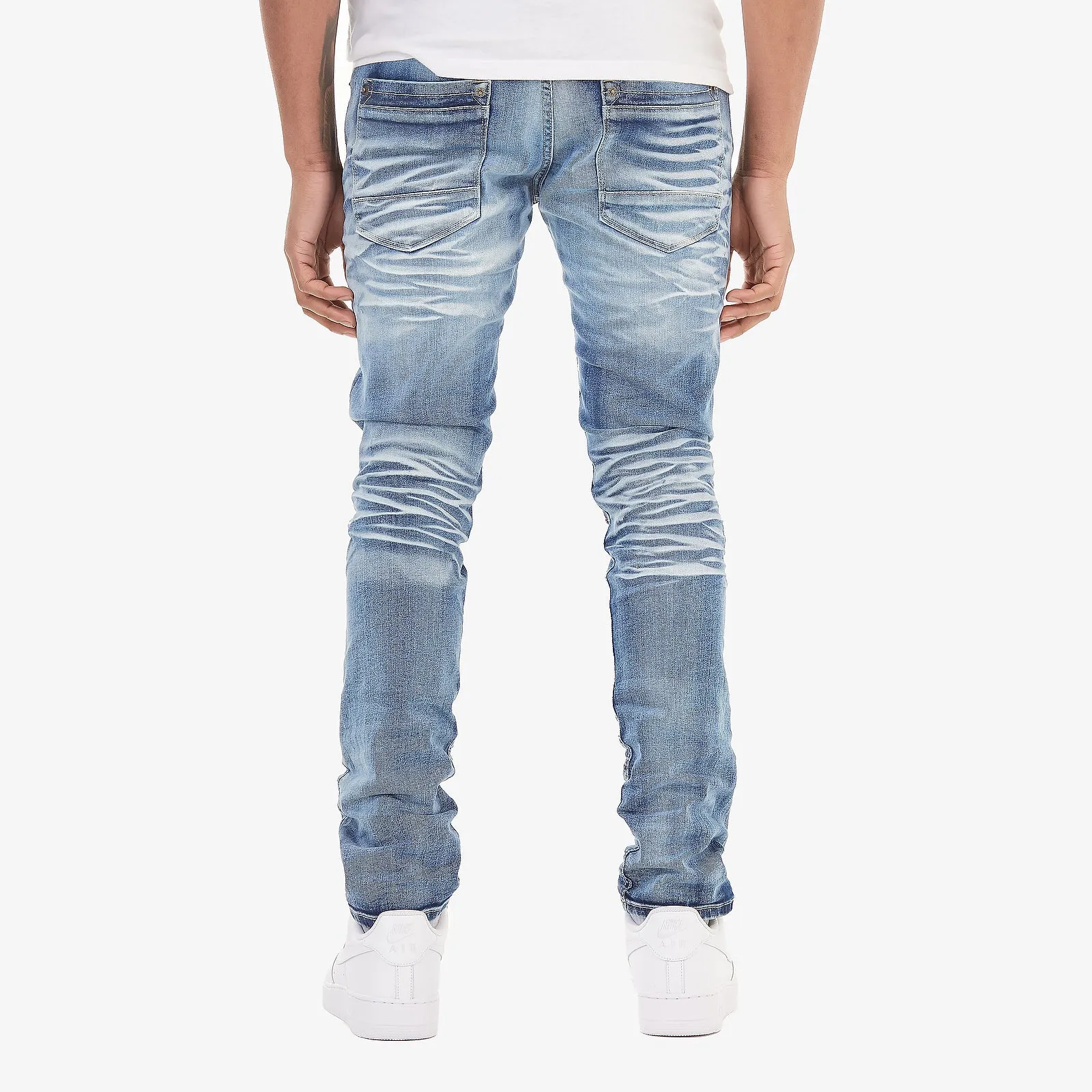 LIGHT SAND BLUE JEANS W/ PRINT & ROSE EMBROIDERY