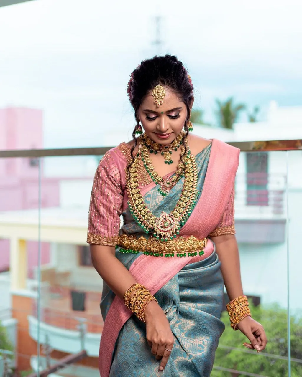 Murmurous Firozi Soft Silk Saree With Classy Blouse Piece