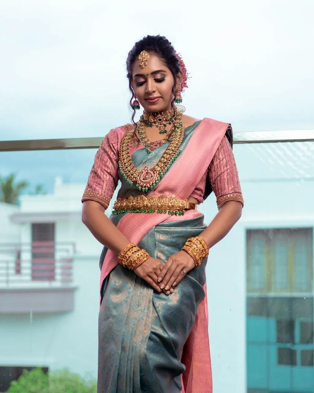 Murmurous Firozi Soft Silk Saree With Classy Blouse Piece