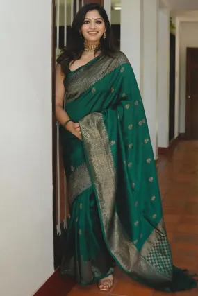Scrupulous Dark Green Soft Silk Saree With Comely Blouse Piece