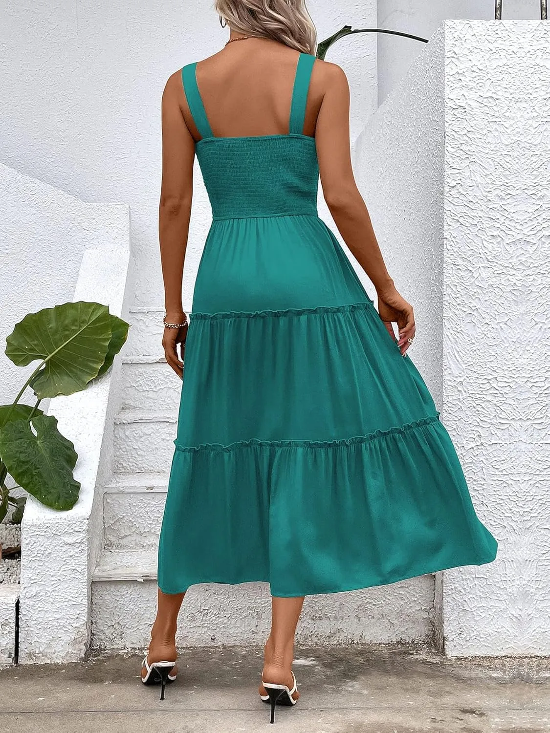 Womens Sleeveless Maxi Dress 2025 Summer Dresses Square Neck Smocked Ruffle Beach Sundress